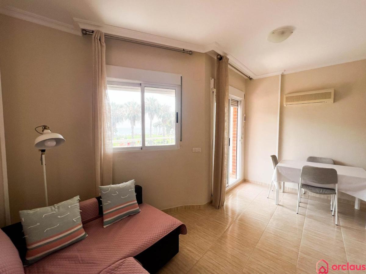 Modern Apartment In Front Of The Mediterranean Oropesa del Mar Esterno foto